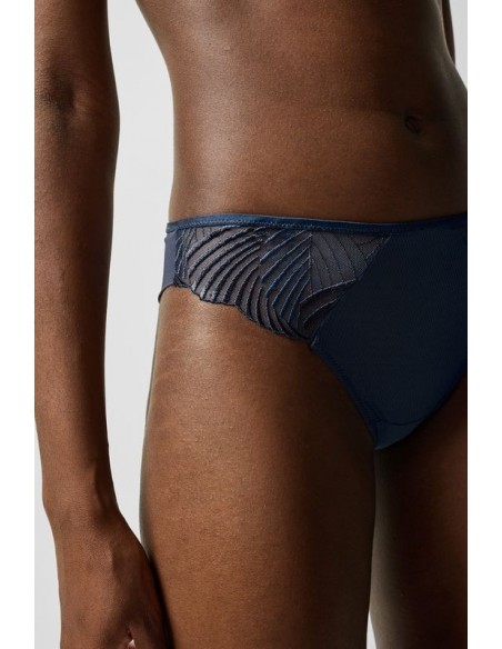 Tanga - Delicate blossom