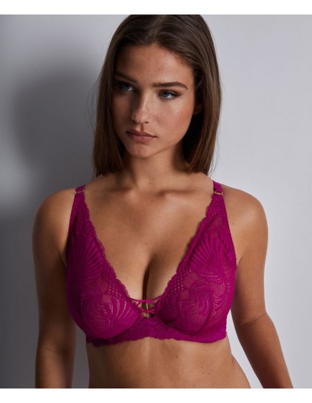 Triangle plunge - Rhythm of desire