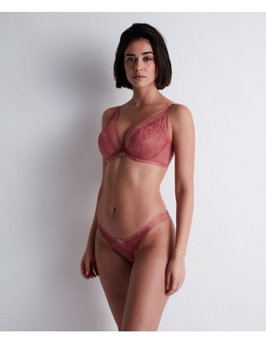 Triangle plunge - Feeling myself