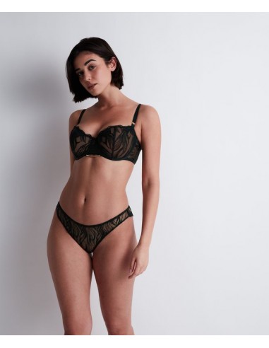 Corbeille - Into the groove