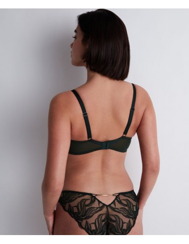 Corbeille - Into the groove