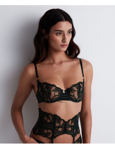 Corbeille - Into the groove