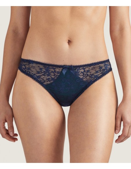 Tanga - Courbes Divines